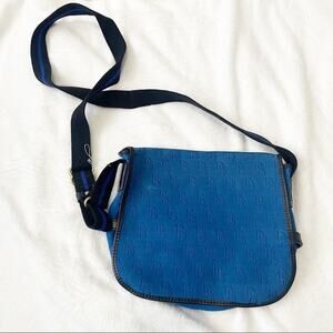 Dooney & Bourke blue flap crossbody purse pockets adjustable